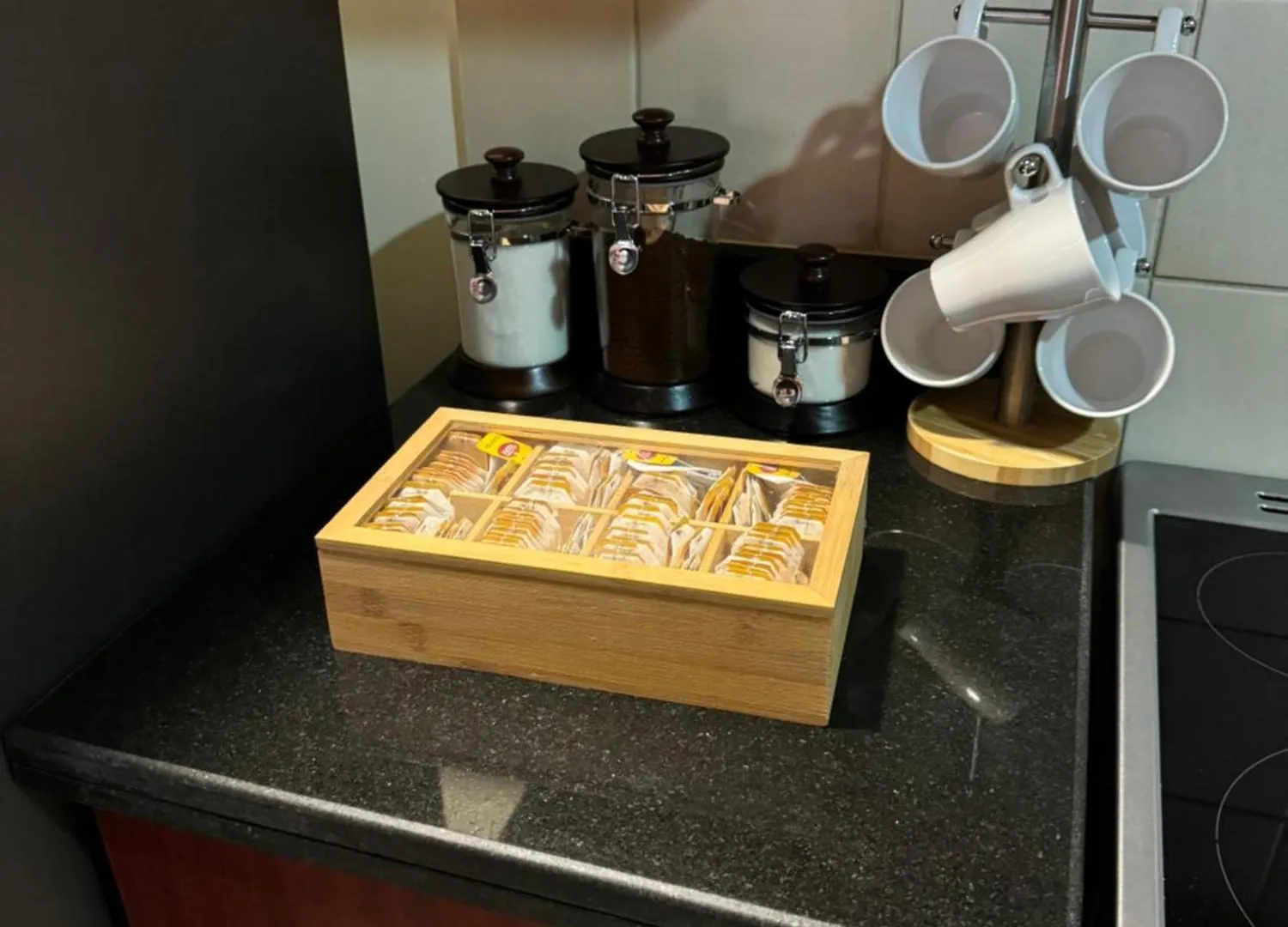 Hostel Marina Jasmine - Luxury Hostel - Jumeirah Beach Residence Dubai