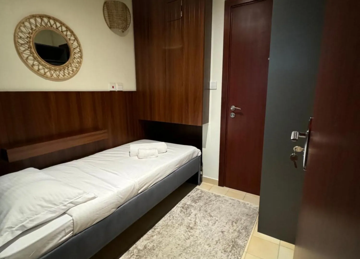 Hostel Marina Jasmine - Luxury Hostel - Jumeirah Beach Residence Dubai