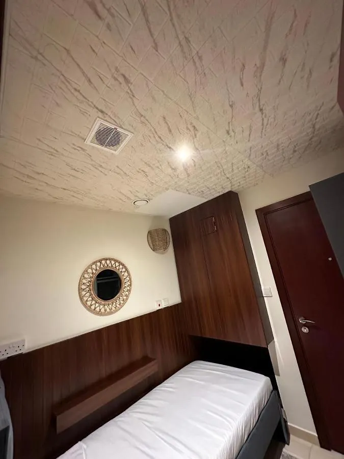 Hostel Marina Jasmine - Luxury Hostel - Jumeirah Beach Residence Dubai