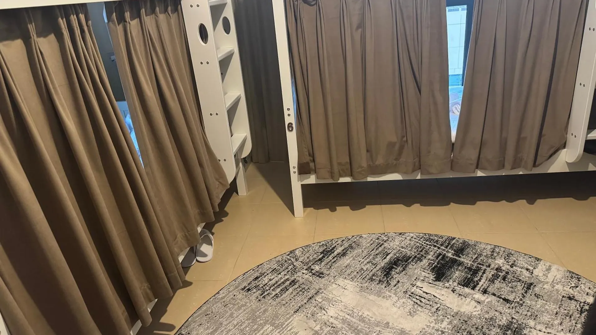 Hostel Marina Jasmine - Luxury Hostel - Jumeirah Beach Residence Dubai Vereinigte Arabische Emirate