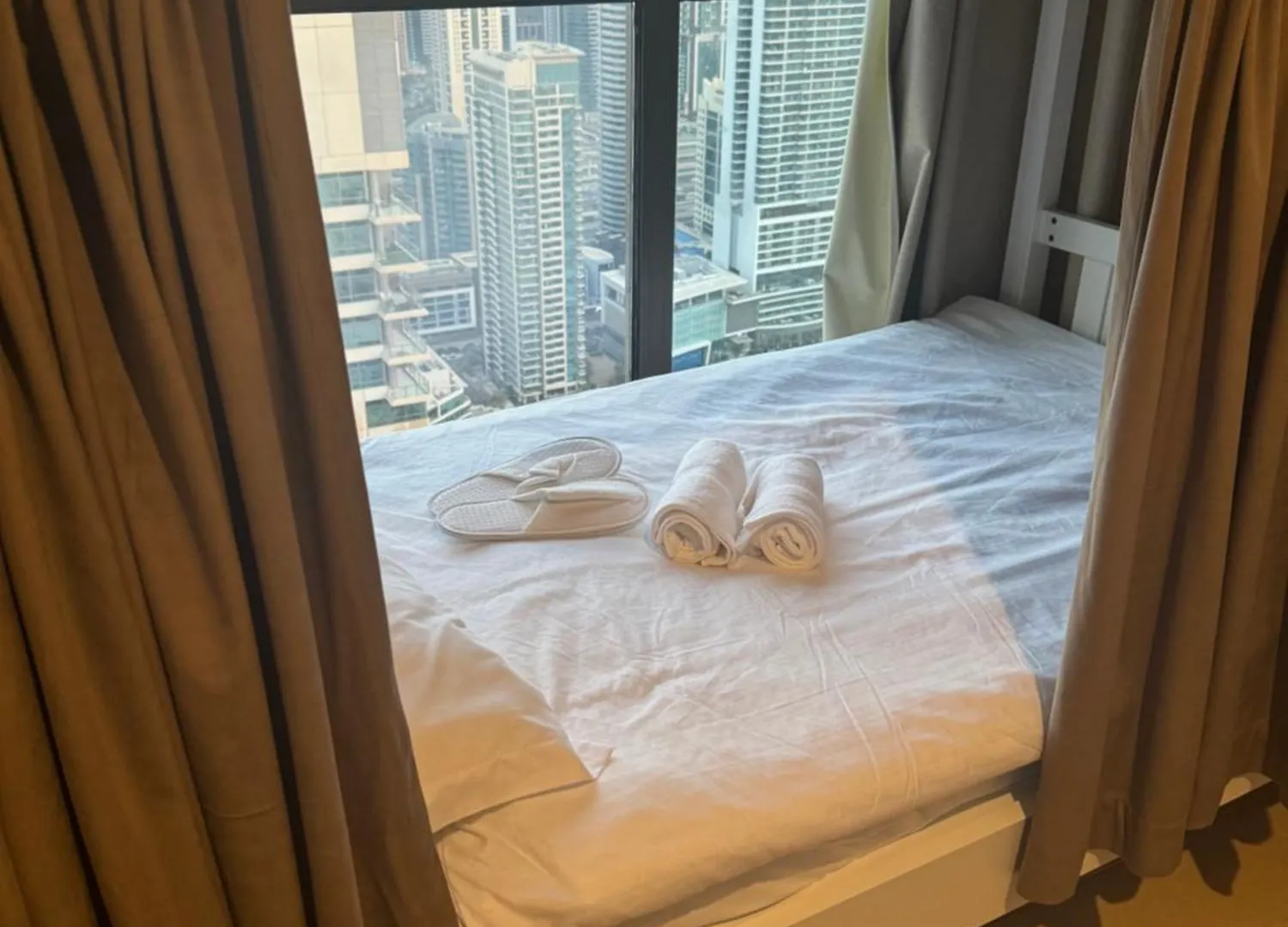 Hostel Marina Jasmine - Luxury Hostel - Jumeirah Beach Residence Dubai